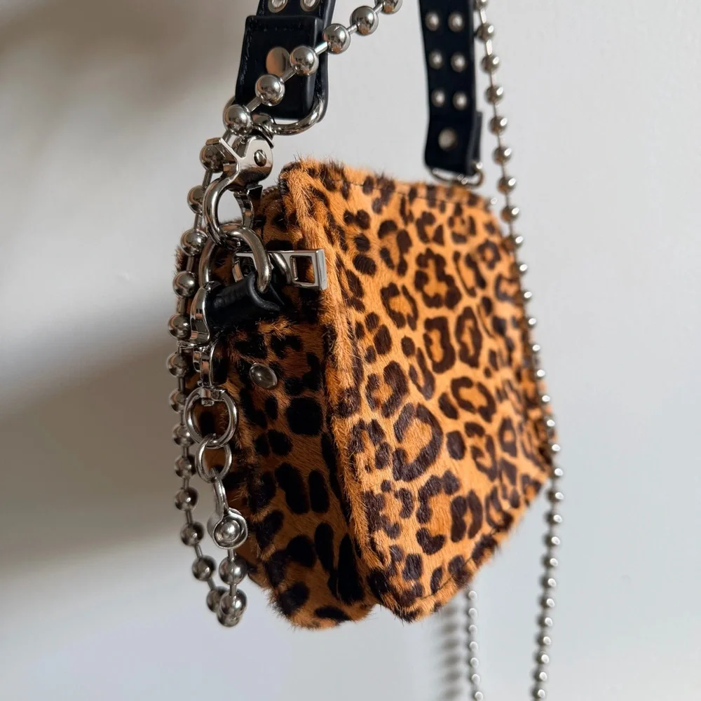 Leopard Print Crossbody Bag with Black Accents - Picture 2 of 4